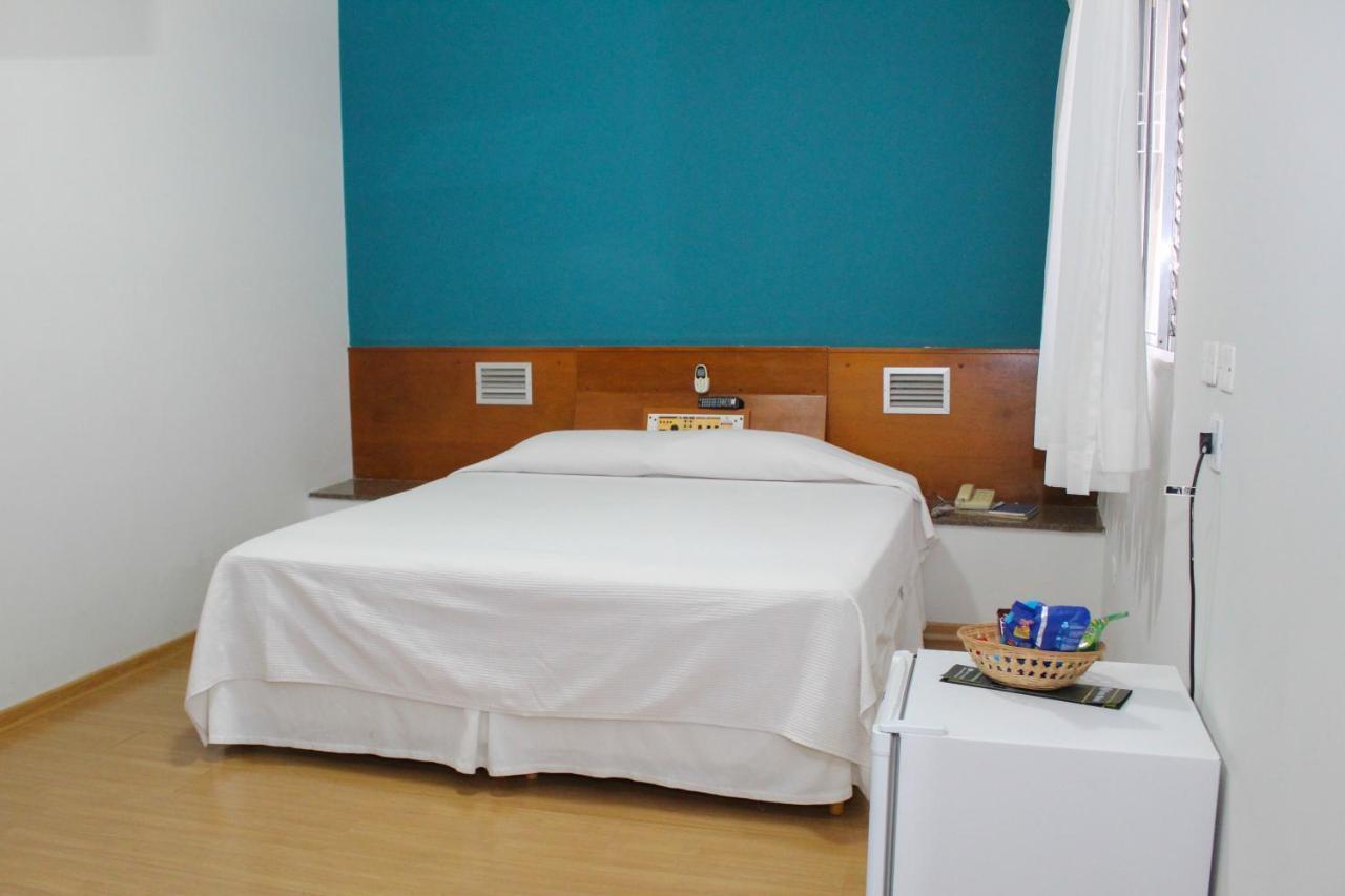Onix Hotel Assis Esterno foto