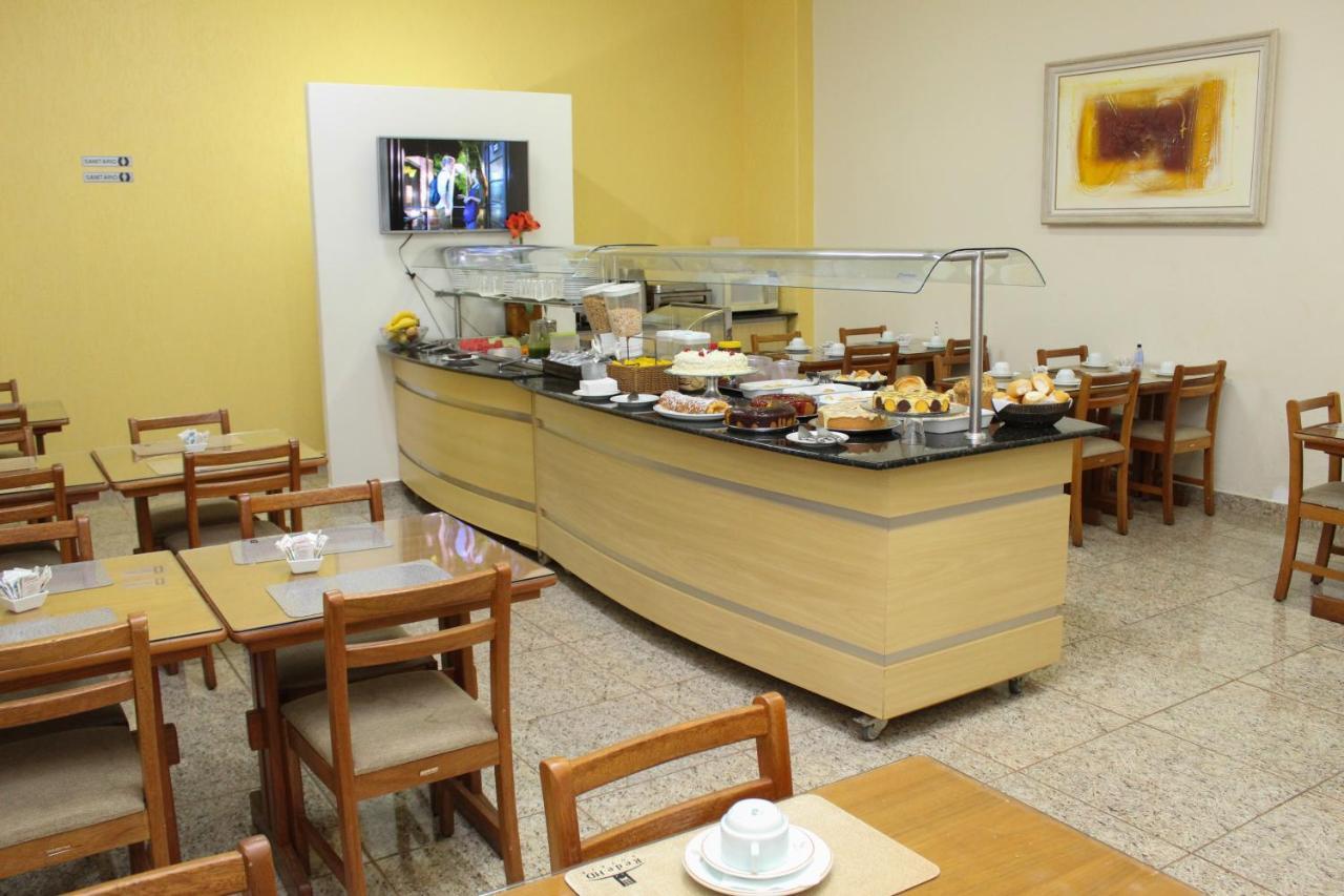 Onix Hotel Assis Esterno foto