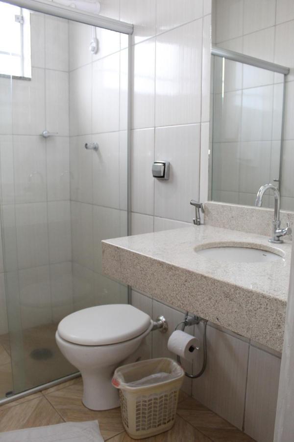 Onix Hotel Assis Esterno foto